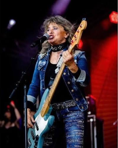 460CF16F-E36A-438B-88AE-5F914A563D35