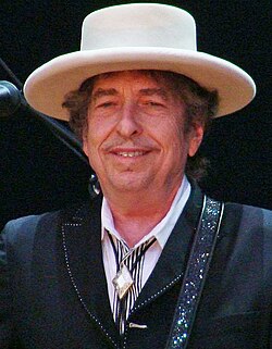 Bob_Dylan_-_Azkena_Rock_Festival_2010_1_(cropped)