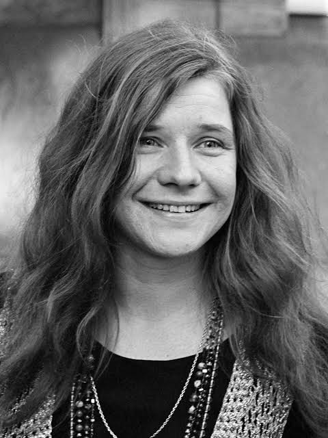 images - 2025-10-30T233409.846