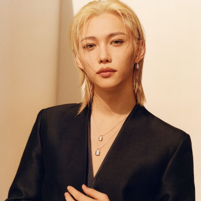 LOUIS VUITTON for UNICEF_SILVER_LOCKIT x FELIX_MAIN_Colin Dodgson