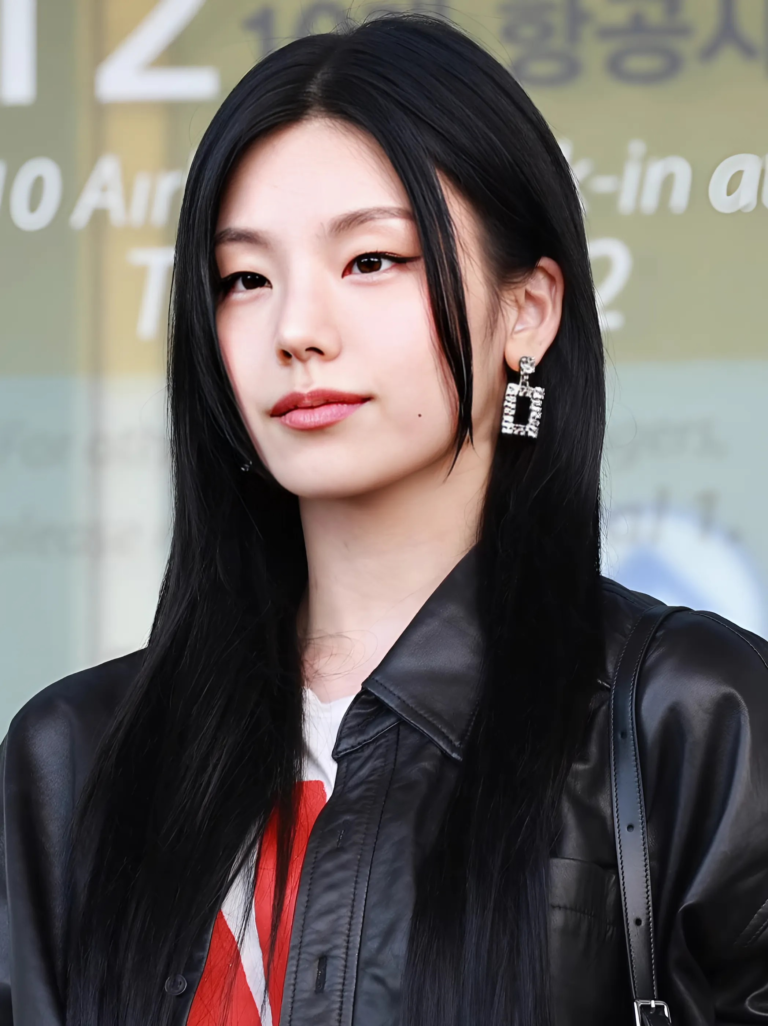 Yeji_of_Itzy_on_Incheon_Airport,_September_26,_2024