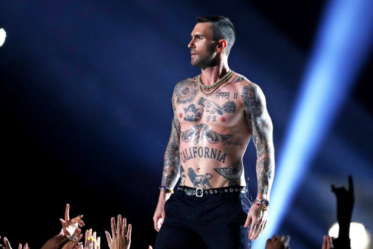 adam-levine-tattoos-zz-250711-03-884661