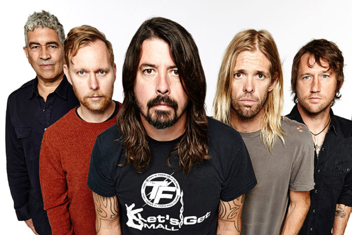 2015FooFighters_EM__017140115-3-696x464