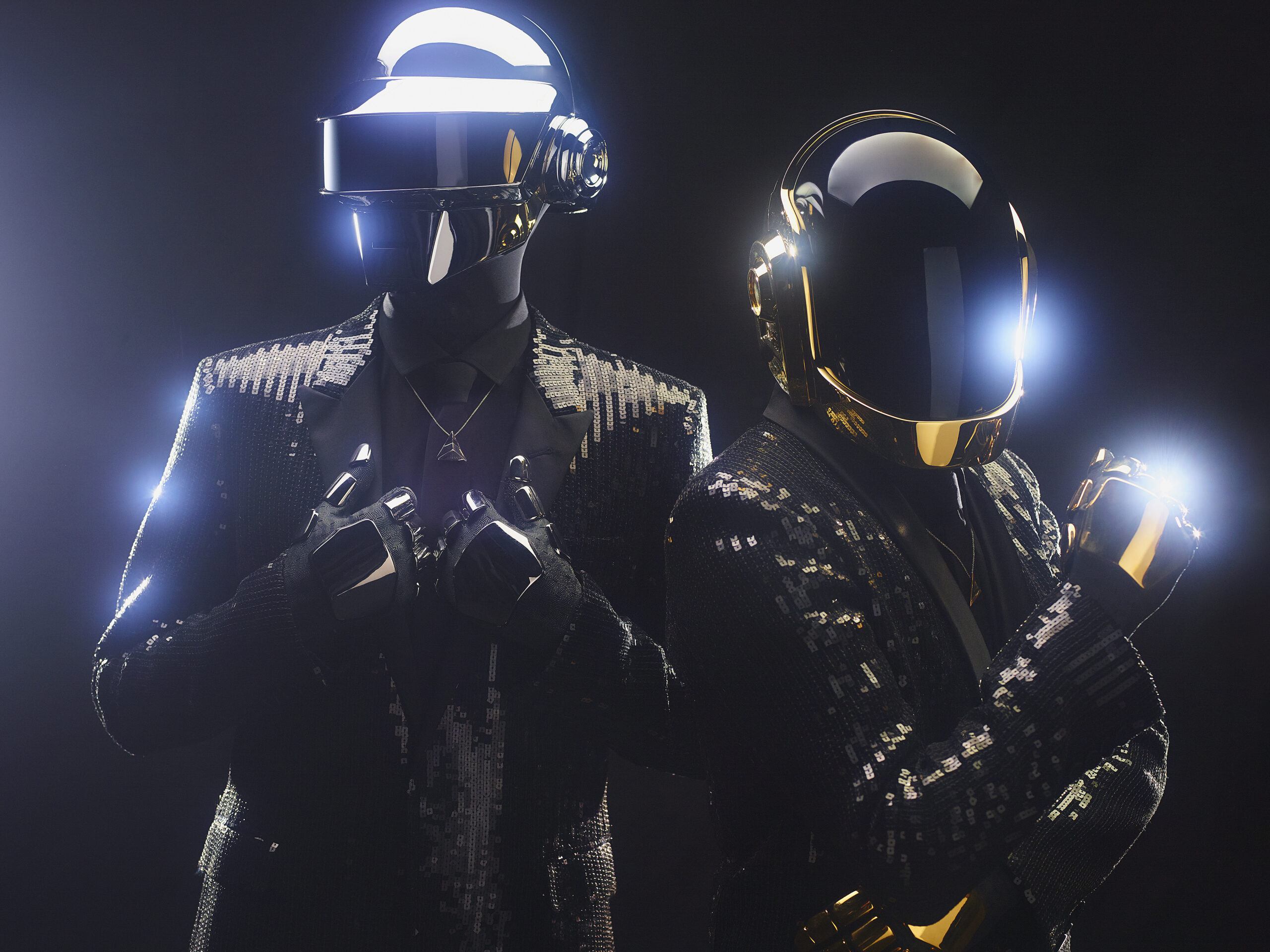 Daft_Punk_in_2013_2-_centered