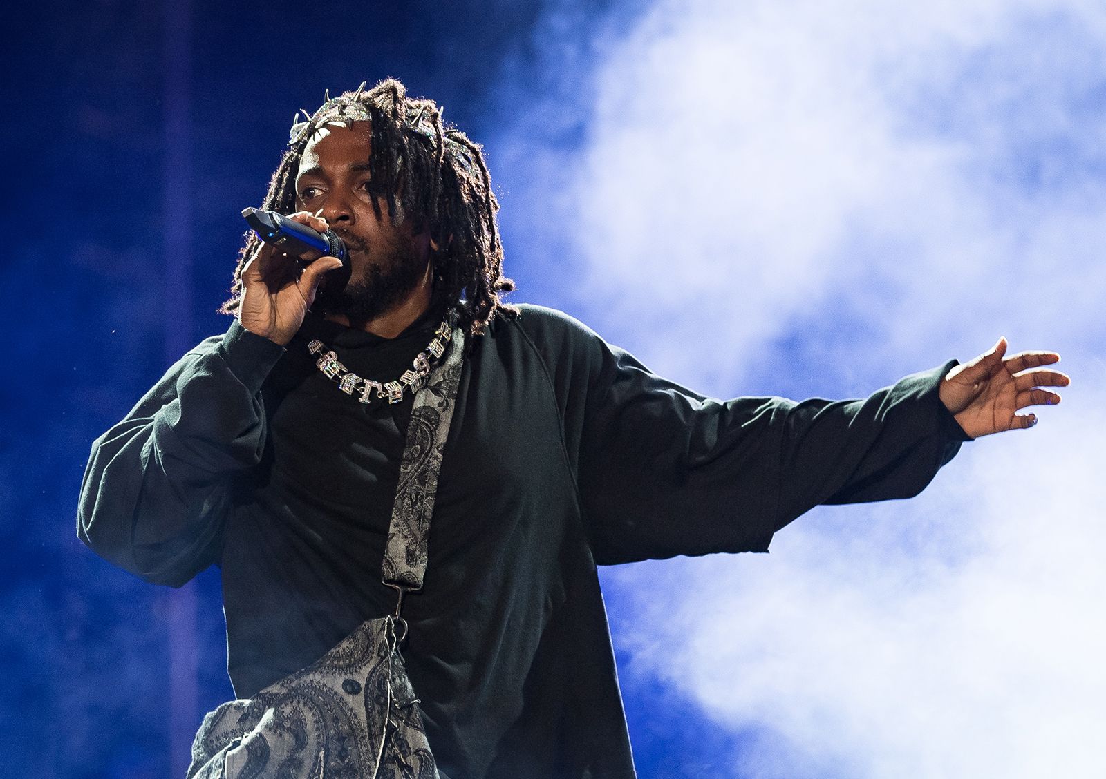 rapper-kendrick-lamar-performs-onstage-at-rolling-loud-miami-2022