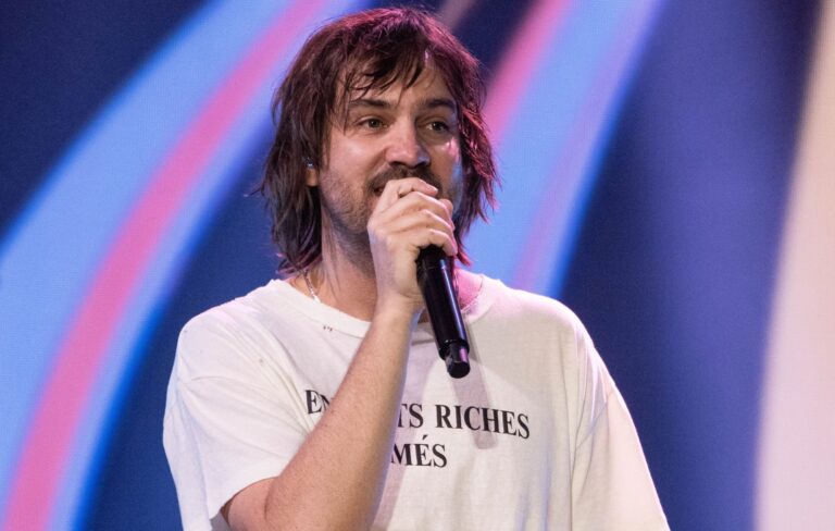 tame-impala@2000x1270