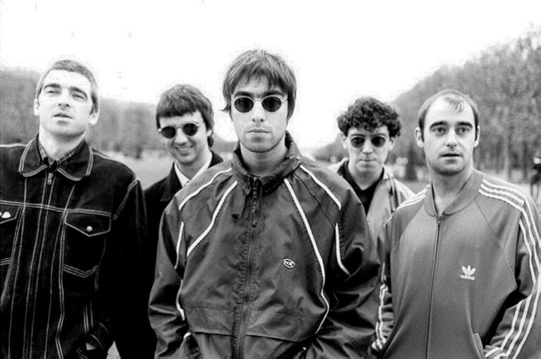 MV5BM2Y3ZTlmYTktNWFmZS00NWY5LTk2ZTgtZmVmYWUyZjE5ZDRjXkEyXkFqcGc@._V1_FMjpg_UX1000_ (1)