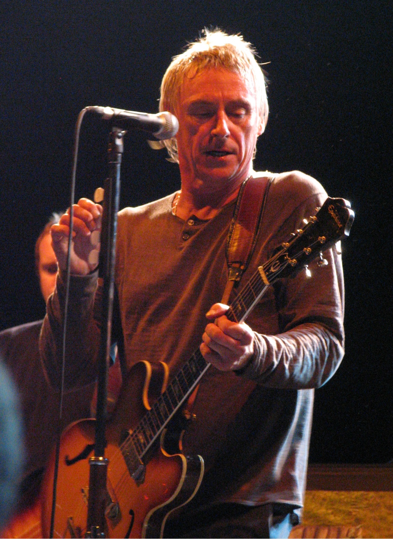 Paul_Weller_at_the_No_Cactus_Festival_in_Belgium (1)