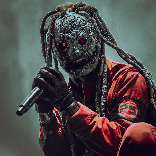 corey-taylor-v0-jwowg1cu31ue1 (4)